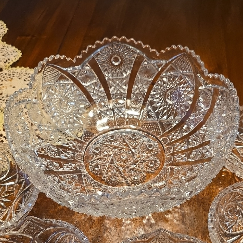 Vintage Imperial Serving Bowl And EAPG Desert Bowls - Picture 3 of 11